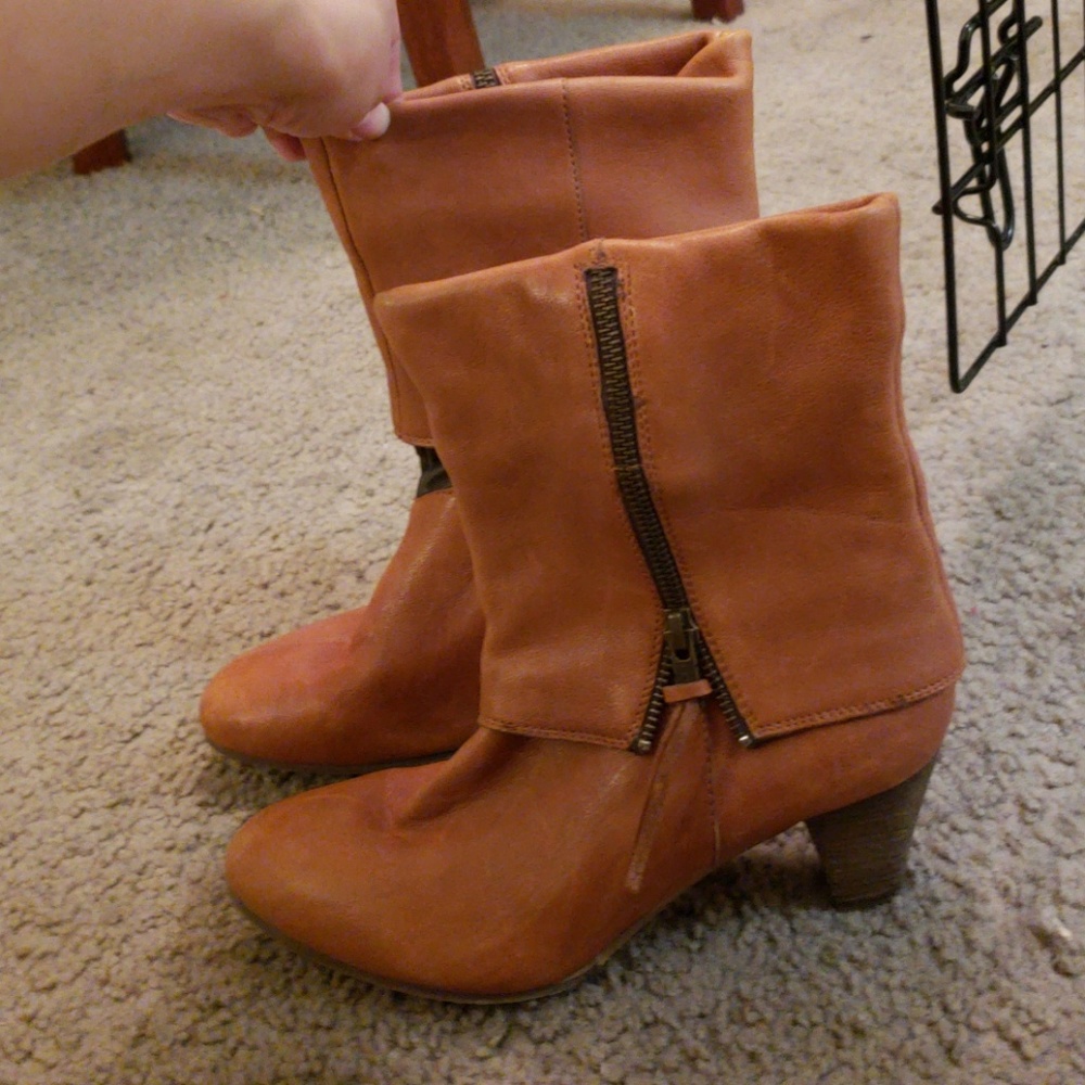 Adjustable Zip Booties